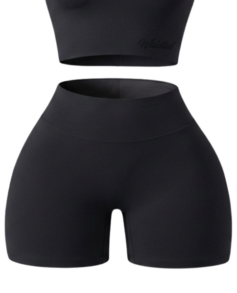 BADDIE SHORTS-BLACK