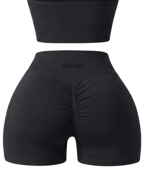 BADDIE SHORTS-BLACK